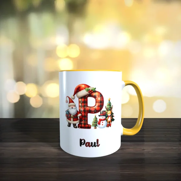 personalisierte weihnachtstasse mit name und initial p