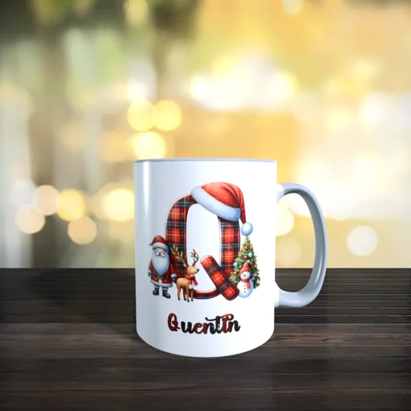 personalisierte weihnachtstasse mit name und initial q